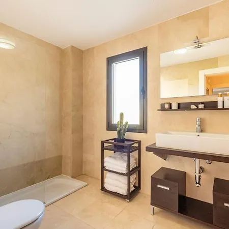 Daire Marbella Pools Family Golf Wifi Children Estepona